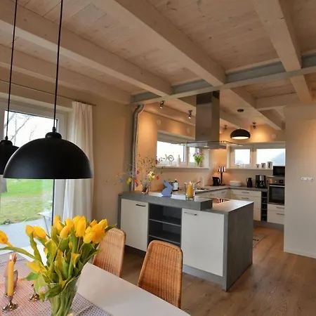Deichhaus Lotte Comfortable Holiday * Nordstrand